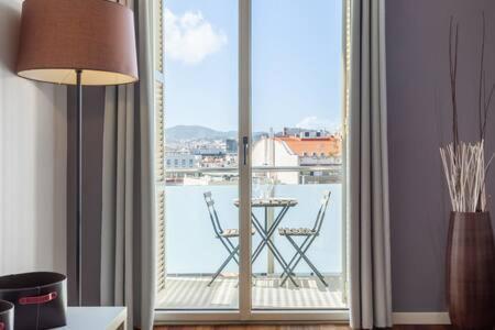 Wonderful 2-bd Apart With Balcony Plaza Cataluna Barcelona